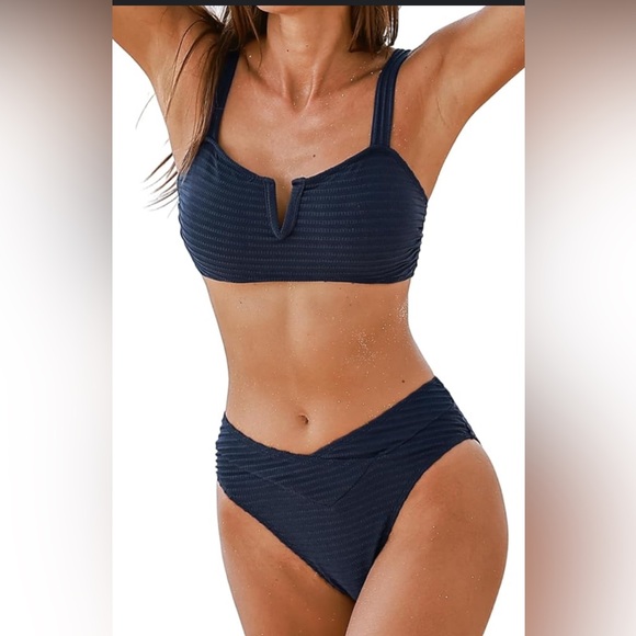 Navy Blue textured V wire Bikini top & V waist bottoms NWT LARGE CUPSHE Swimwear - Picture 1 of 10